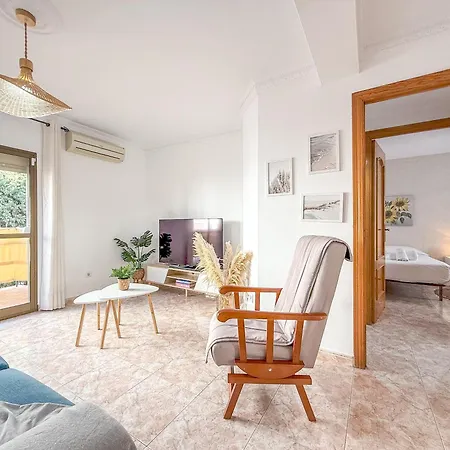 Hanami Goya Apartman Estepona